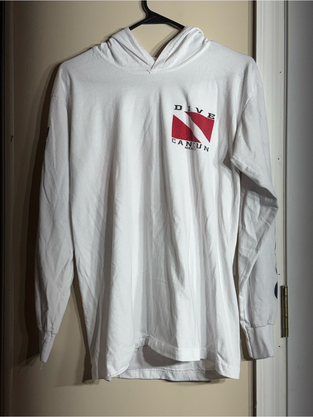 Dive Cancun Long-Sleeve Hooded Tee - White with Red Logo